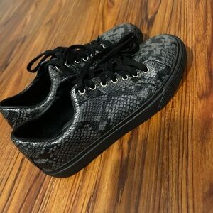 Zara Snakeskin Pattern Men's Shoes